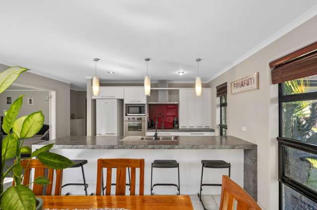 6 Gina Way Welcome Bay_1