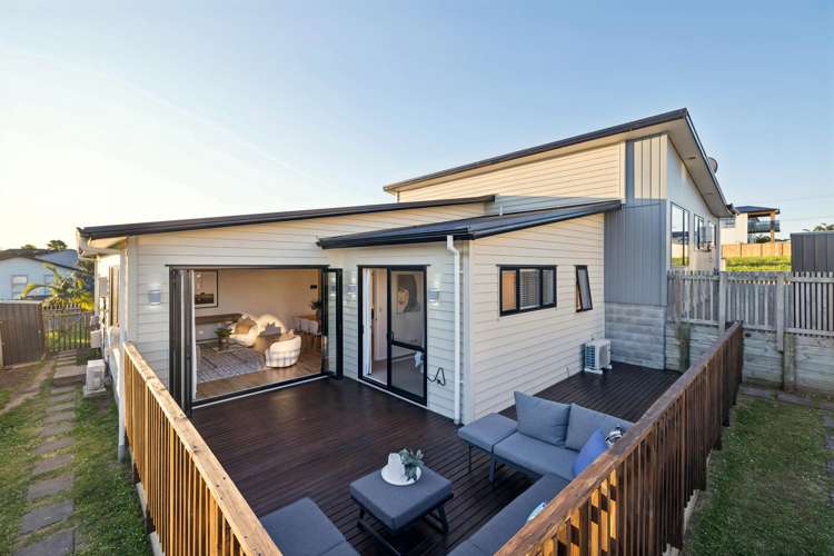 5 Byron Drury Way Riverhead_5