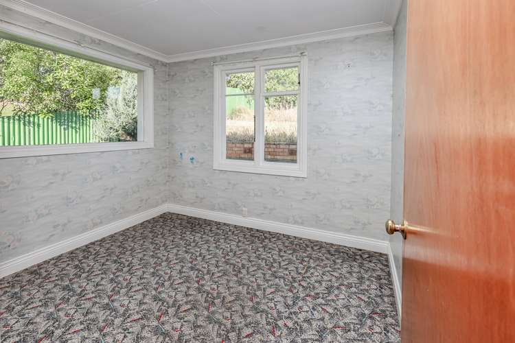 42 Roy Crescent Concord_12