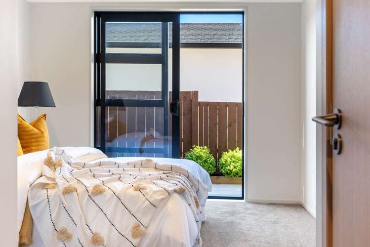33 Williamson Avenue Belmont_15