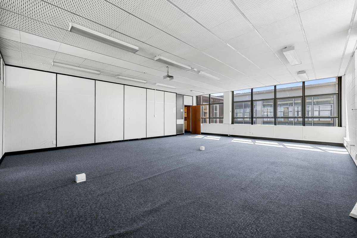 72-76 Queens Drive_1