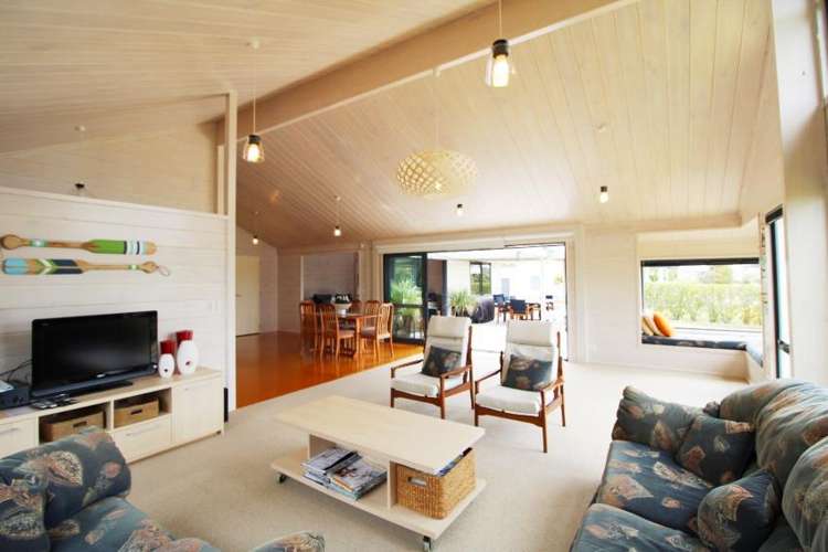 117 Castle View Road Matarangi_2