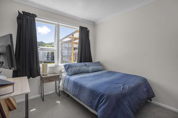 6 Manutuke Street Wainuiomata_12