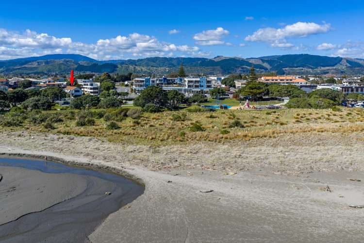 9 Marine Parade Paraparaumu Beach_33