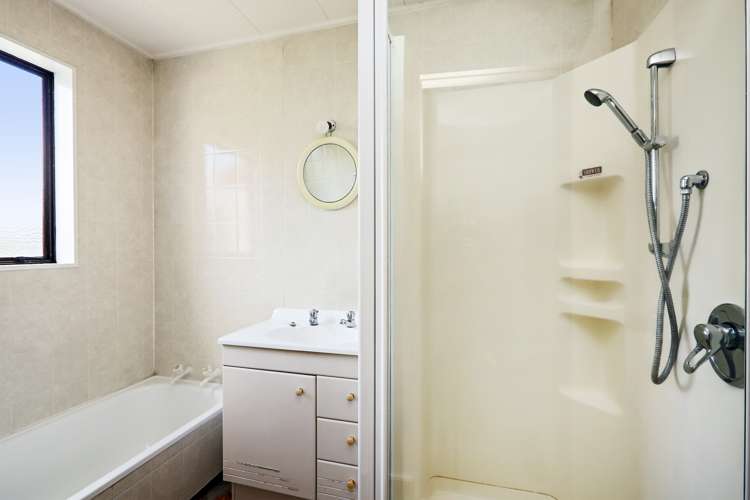 6 Palmer Place Parkvale_16