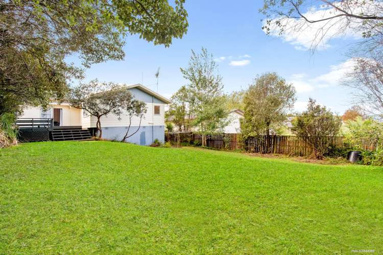 53 Athena Drive Totara Vale_15