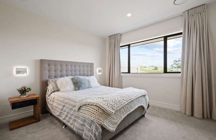 118 Beaver Road Bombay_17