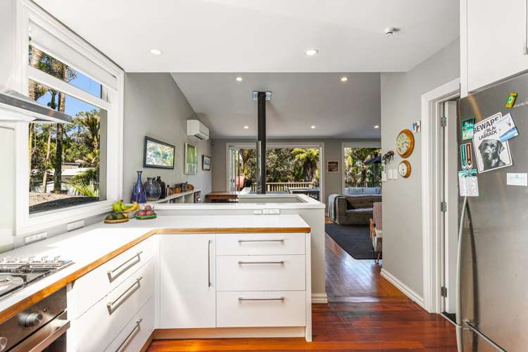 80 Motutara Road Muriwai_19