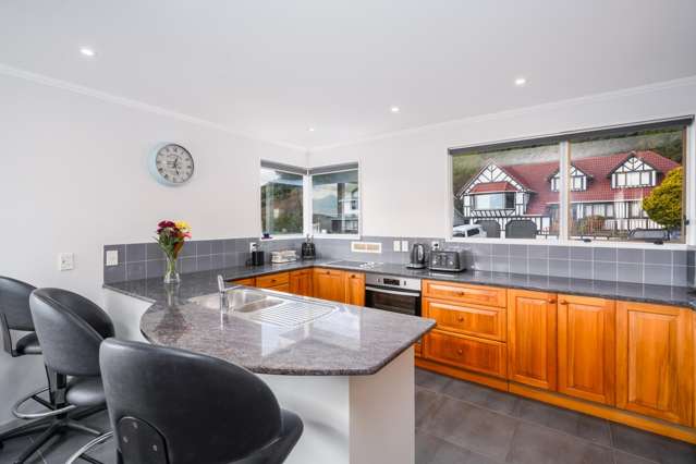 36 Woodman Drive Tawa_3