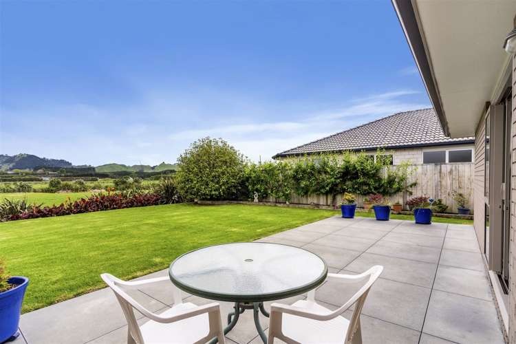 13 Reel Road Athenree_17