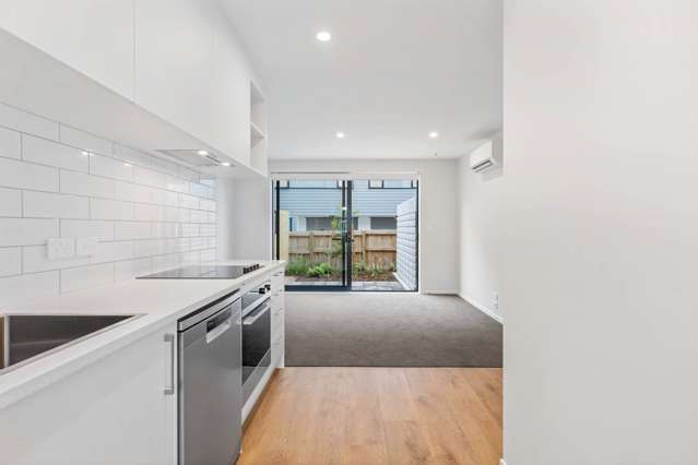 4/3234 Great North Road New Lynn_4