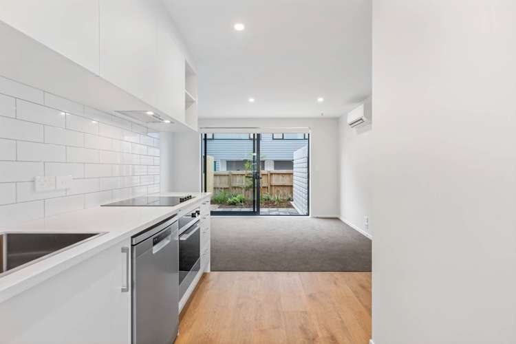 4/3234 Great North Road New Lynn_4