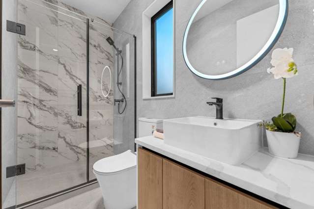 130 McQuoids Road Flat Bush_4