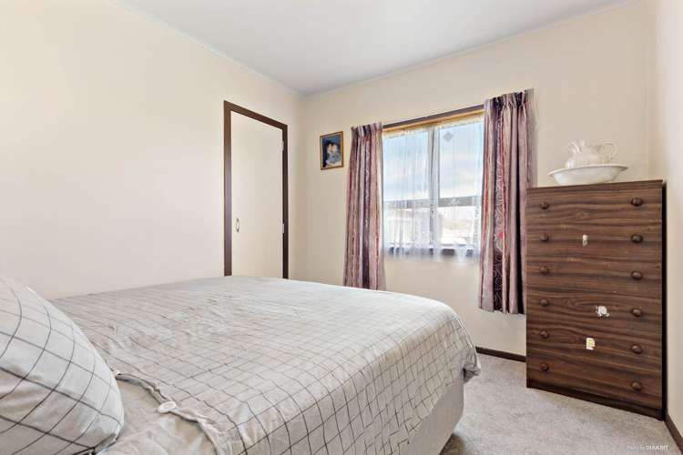 28 Grove Road Papakura_12