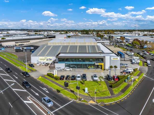 Prime position – Highbrook warehouse and showroom