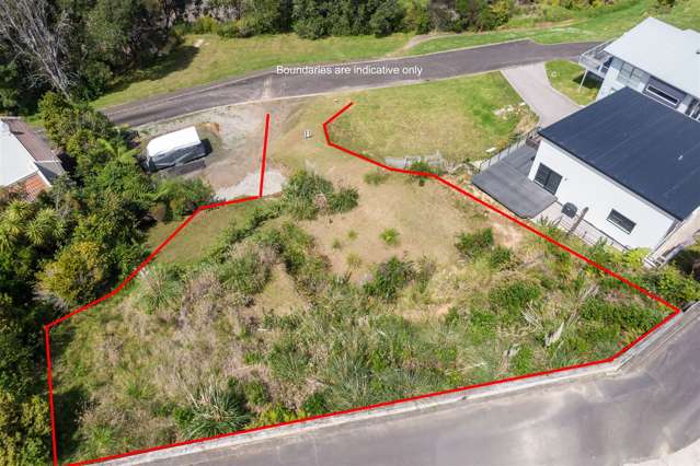 6/135 Waireka Place Whangamata_1