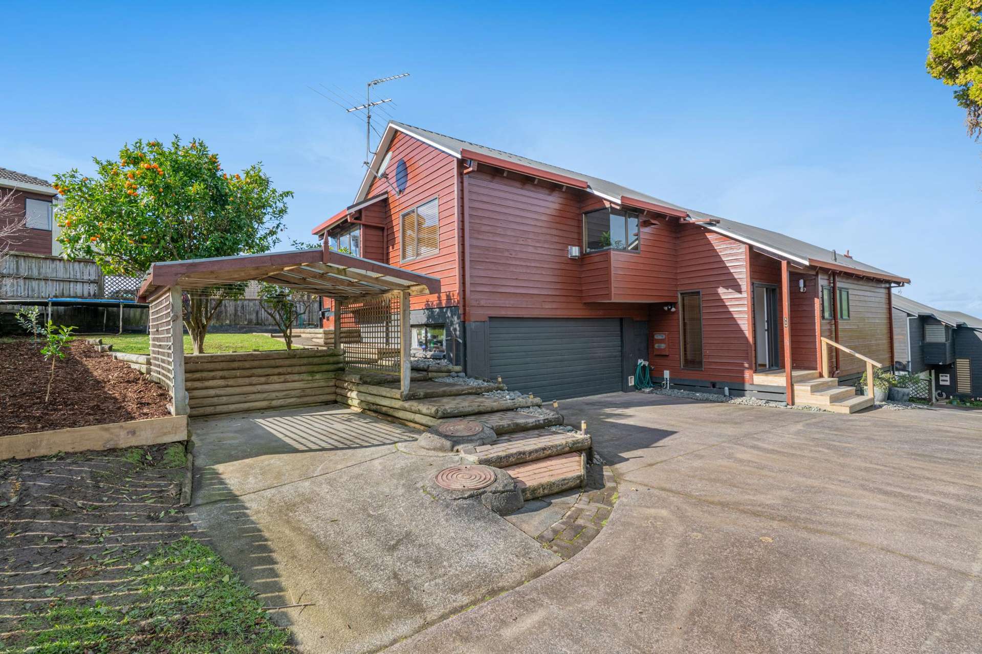 1/117 Sunset Road Totara Vale_0