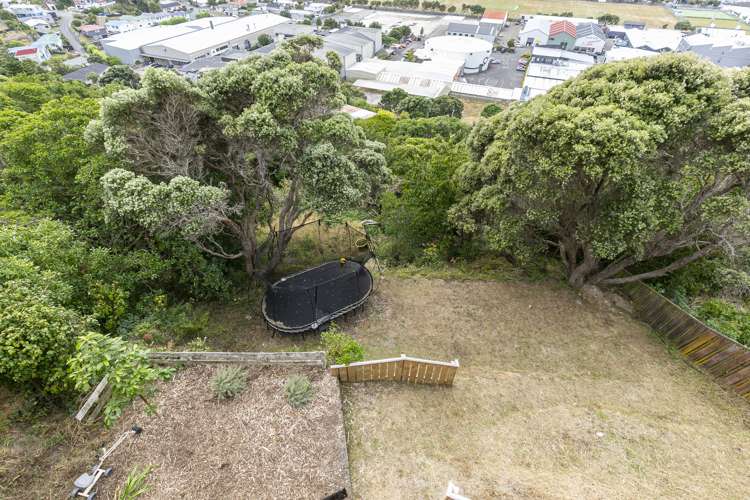 22 Waiwera Crescent Maupuia_15