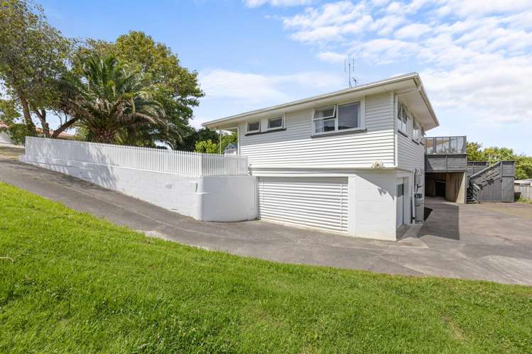 1/4 Grassways Avenue Pakuranga Heights_23