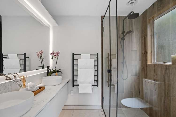 2 Evergreen Place Sunshine Bay_14