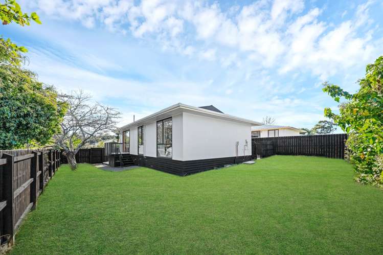 88A Parrs Cross Road_0
