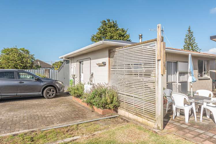 12 Kowhai Street Castlecliff_13