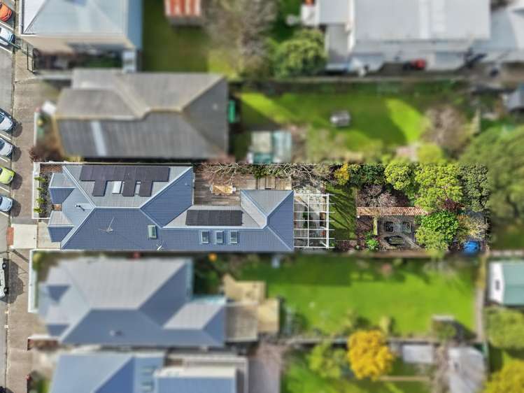 42 Bolton Street Petone_33