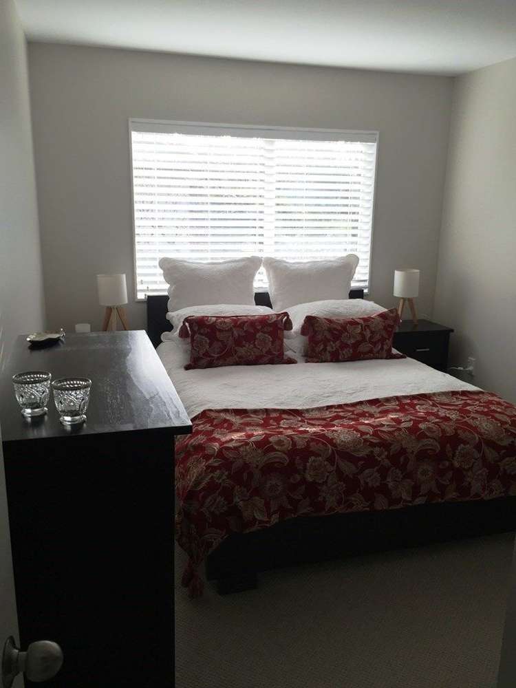 6 Louvain Place Greenhithe_13