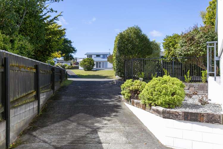 10 Kensington Place Richmond Heights_36