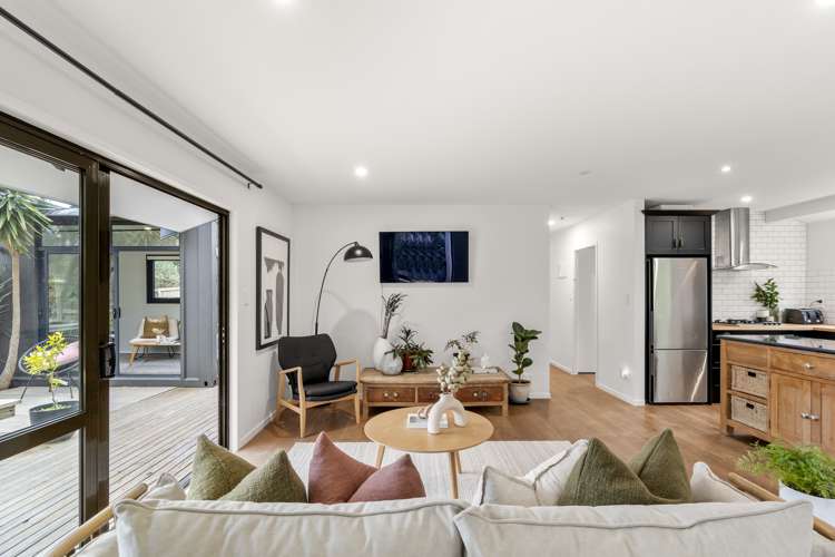 2/14 Mozeley Avenue Devonport_9