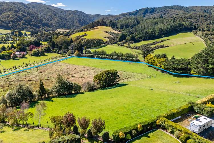 225 Marchant Road Kaitoke_27
