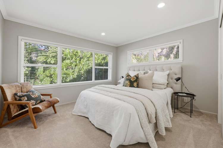 10 Etherege Place Mellons Bay_17