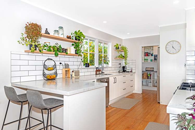 108 Rutene Road Kaiti_14