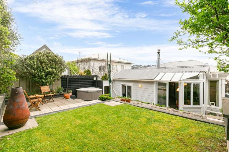 81 Austin Street Mount Victoria_12