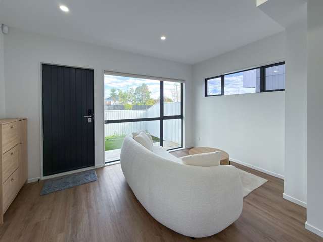 1/113 Flanshaw Road Te Atatu South_4