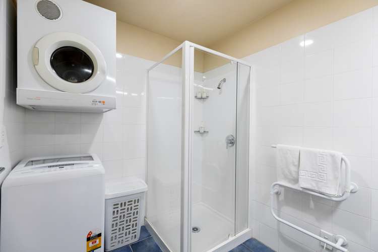 22/239 Frankton Road Queenstown_10