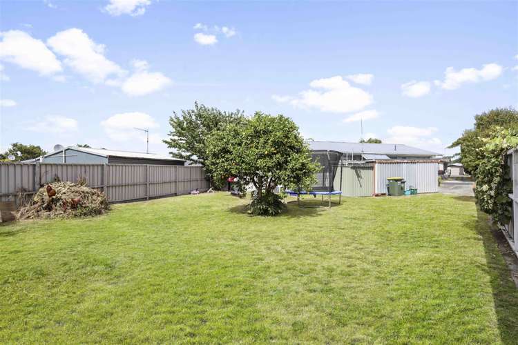 4 Elmwood Crescent Pukete_7