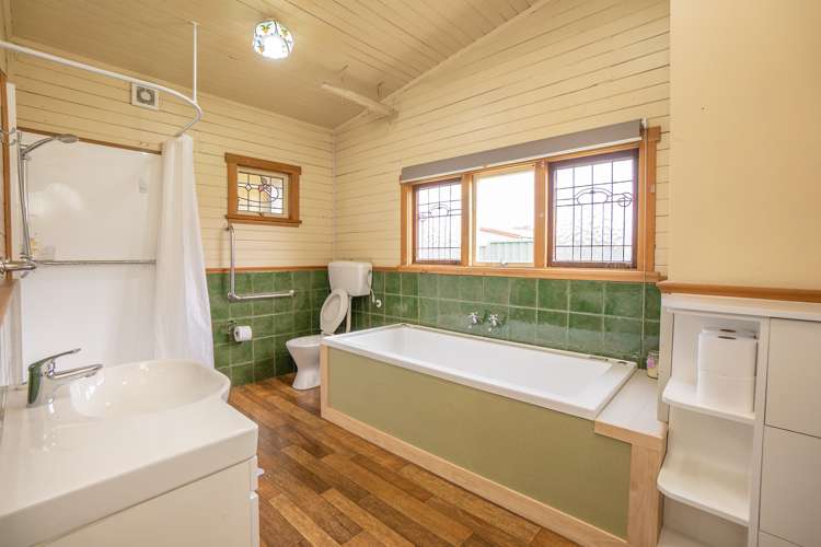 18 Saint George Street Watlington_16