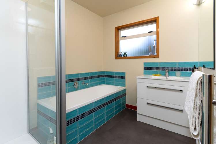 63 Cannon Hill Crescent Mount Pleasant_16