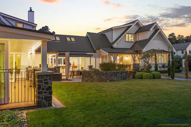 GRAND 767m2 ESTATE in a Prestigious Location