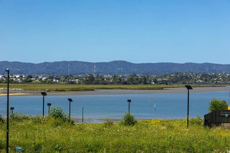 2/18 Scott Road Hobsonville_7