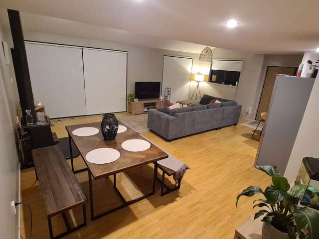 2/30 Stanley Road Glenfield_3