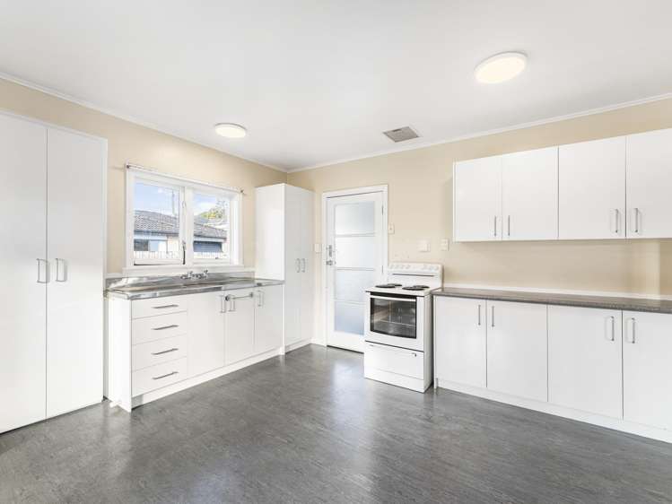 15 View Road Papakura_3