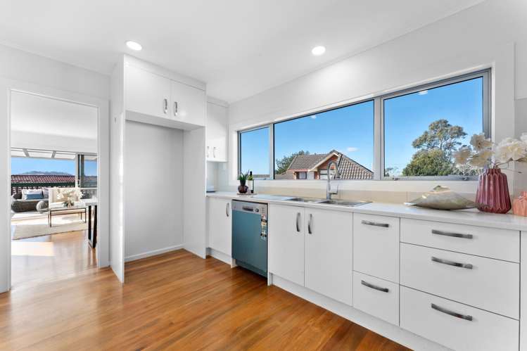 32 Letterkenny Place Blockhouse Bay_11