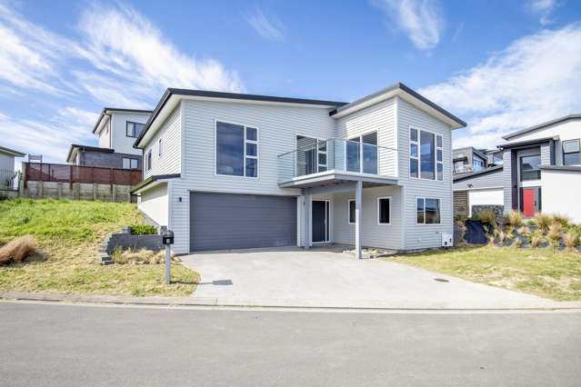 Modern, Seaview, 3 Bathrooms!!