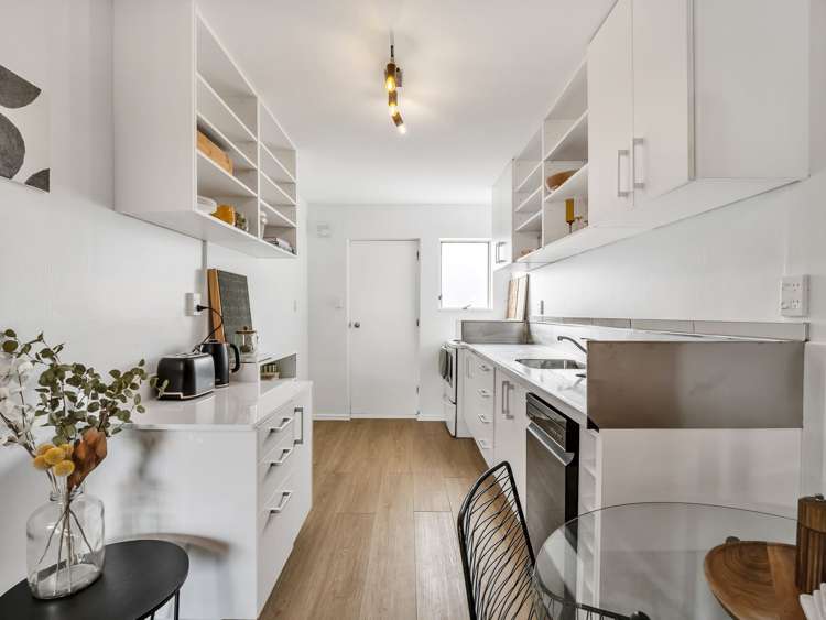 1/605 Hereford Street_2