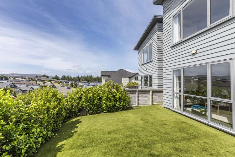 84 Endeavour Drive Whitby_11
