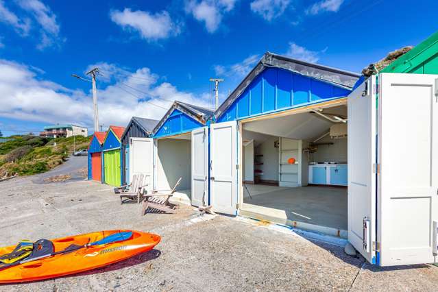 4 & 5 South Beach Road Titahi Bay_4