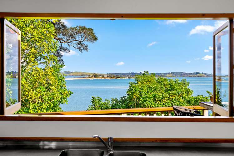 417 Leigh Road Leigh_25