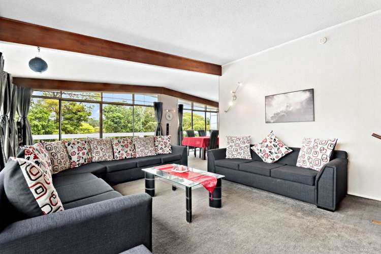 82 Lawrence Crescent Hillpark_10